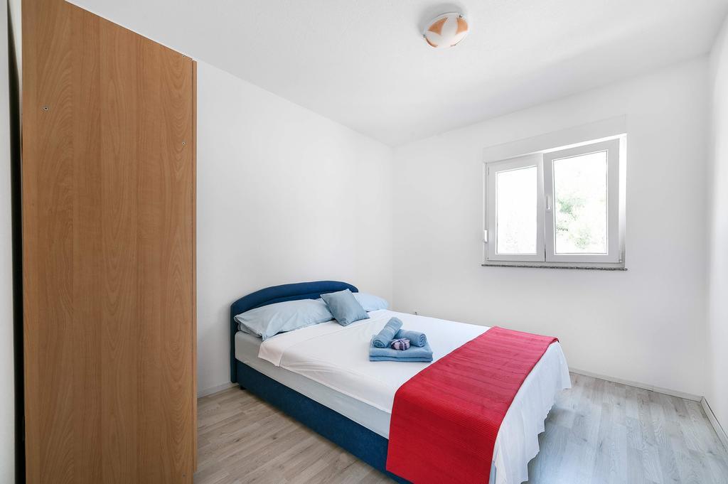 Apartments Hrvoje Vodice Habitación foto